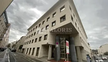 A louer Bureaux 861.42m² Lyon 09
