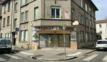 A louer Local commercial  246.26m² Oullins