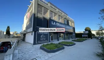 A louer Local commercial  1260m² Saint-Laurent-du-Var